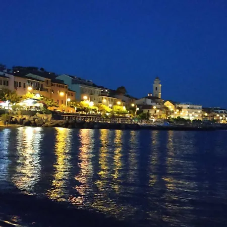 Luminoso Bilocale In Casa Ginatta A